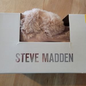 Brand new Steve madden cozy slippers